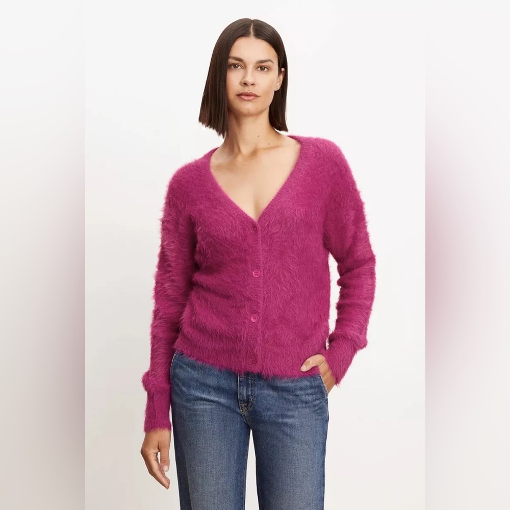❤️VELVET BY GRAHAM & SPENCER Magenta Kelsey Sweater